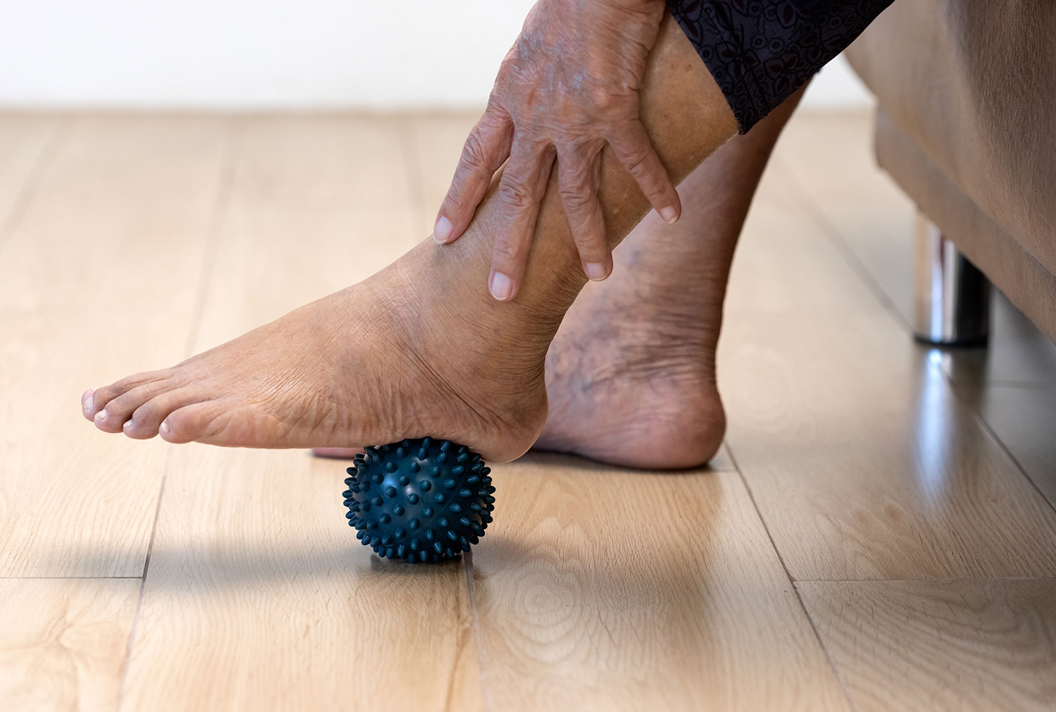 What are the best exercises for foot pain? - Seasons